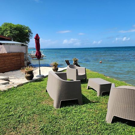 Duplex En Bord De Mer Fare Tahitea Pension Taputapuapea Екстериор снимка