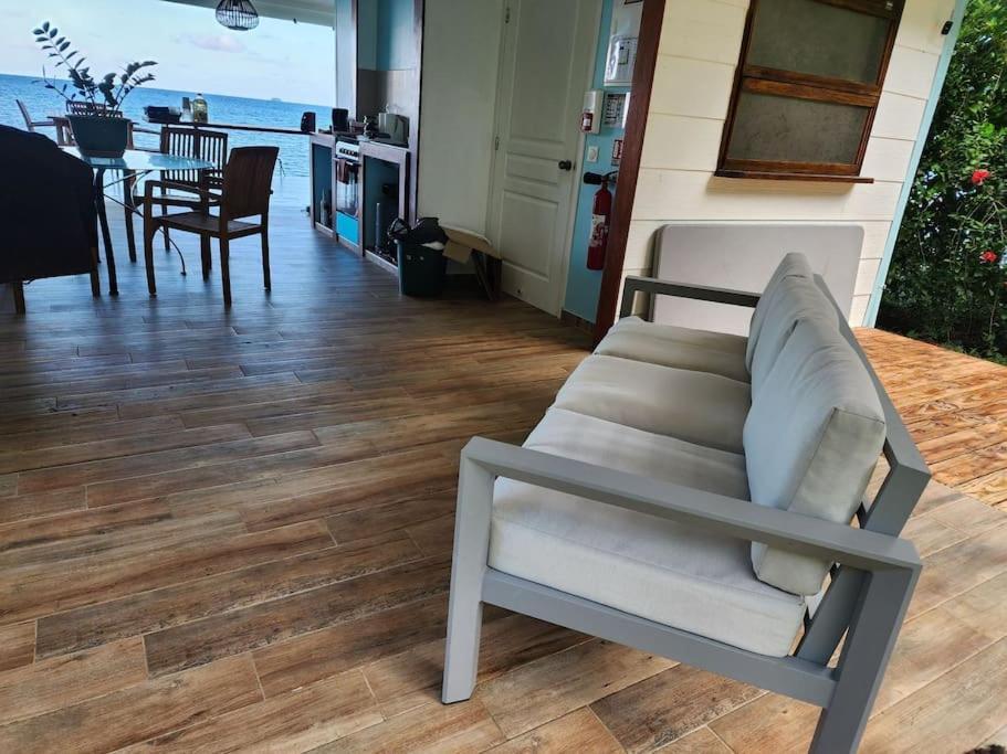 Duplex En Bord De Mer Fare Tahitea Pension Taputapuapea Екстериор снимка