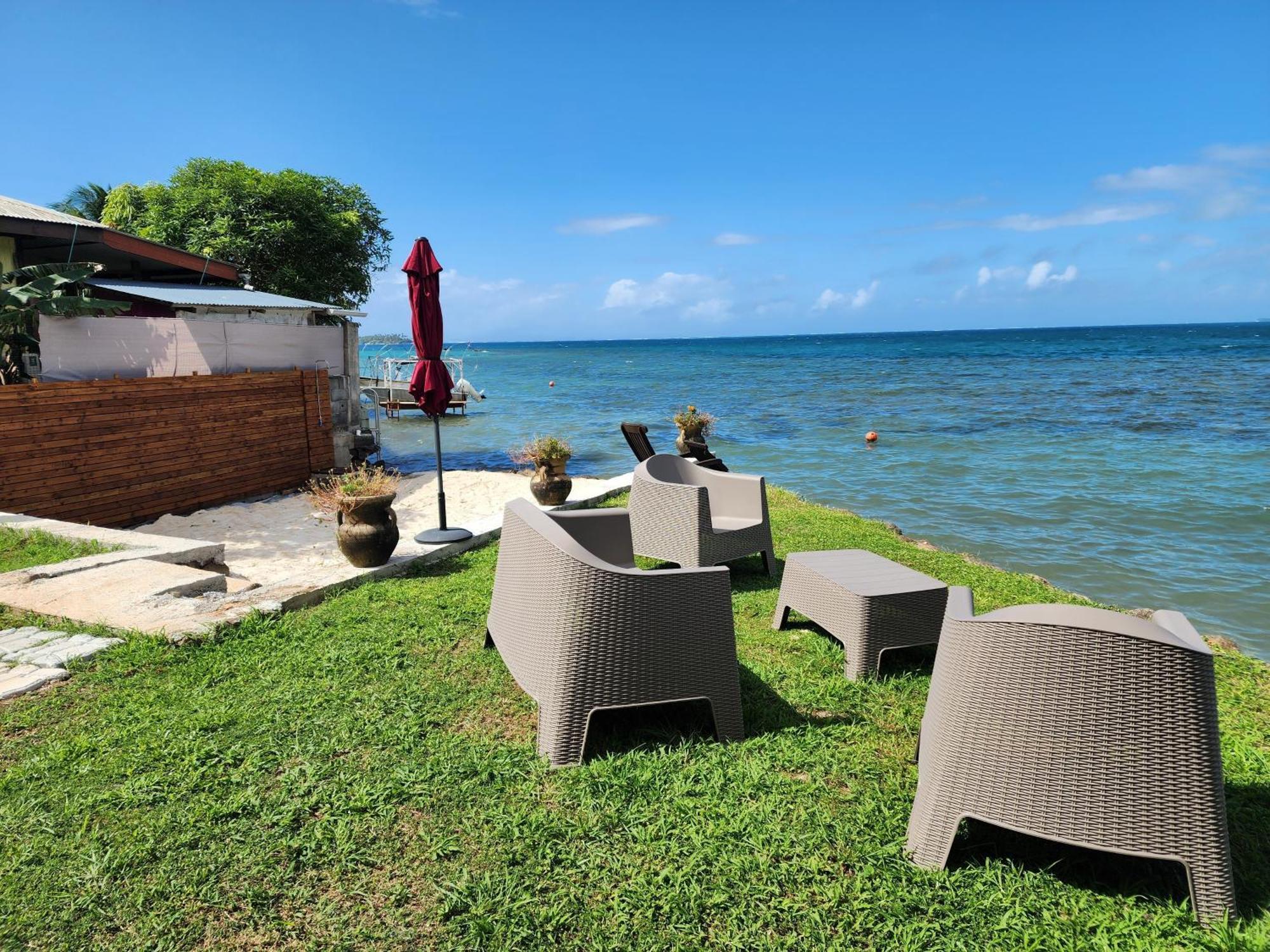 Duplex En Bord De Mer Fare Tahitea Pension Taputapuapea Екстериор снимка